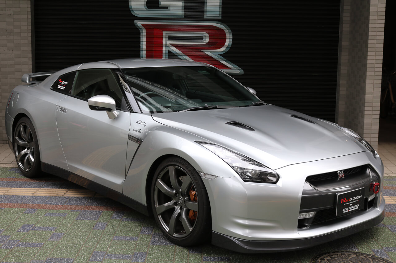 NISSAN GT-R(R35)